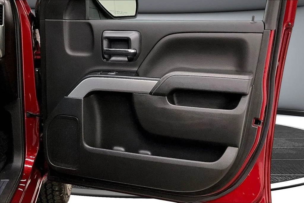 Certified Used 2018 Red Chevrolet LT image 29