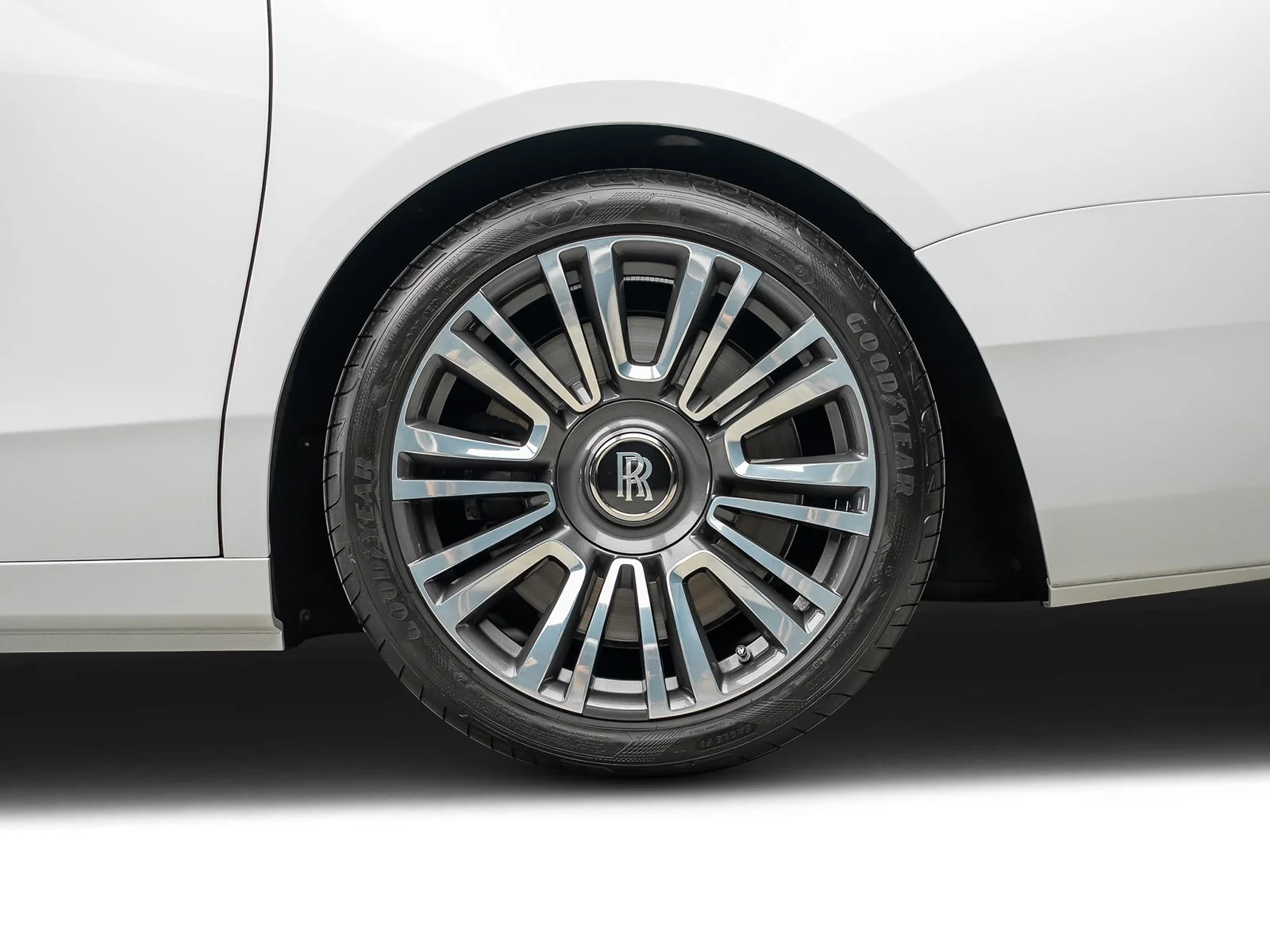 Used 2022 White Rolls-Royce Base image 21