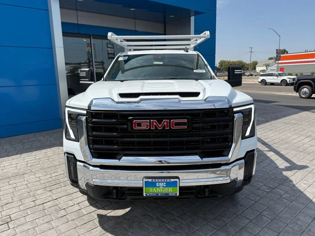 New 2026 Summit White GMC Pro image 3