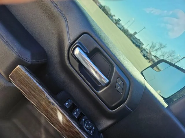 Used 2020 Gray Chevrolet LT image 11