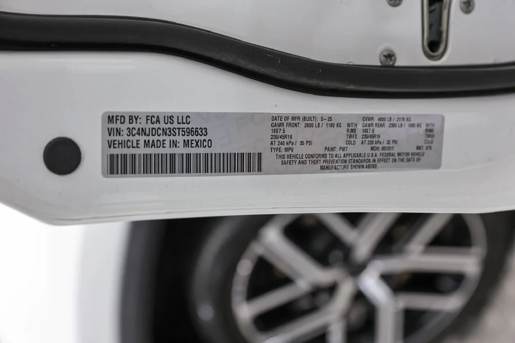 Certified Used 2025 White Jeep Limited image 33