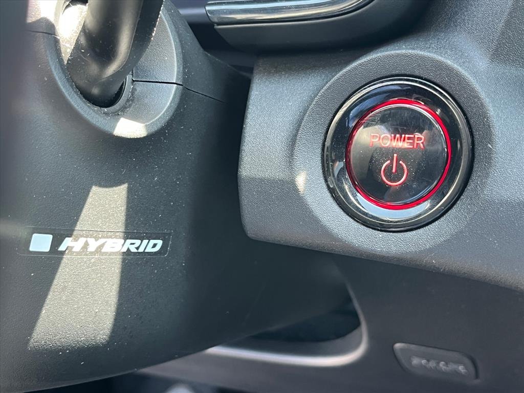 Certified Used 2025 Still Night Pearl Bm Honda Sport image 10