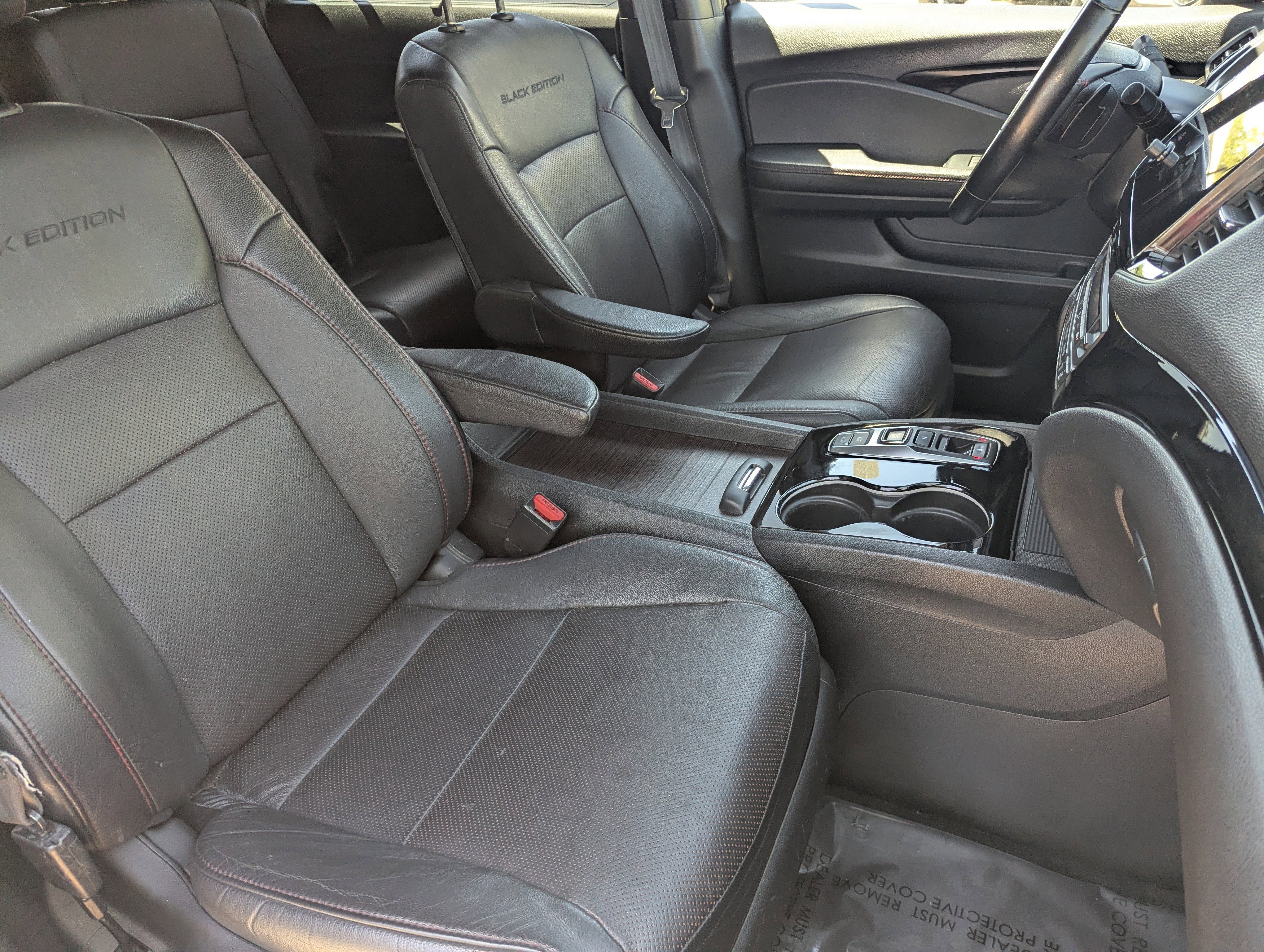 Used 2022 Crystal Black Pearl Honda Black Edition image 8