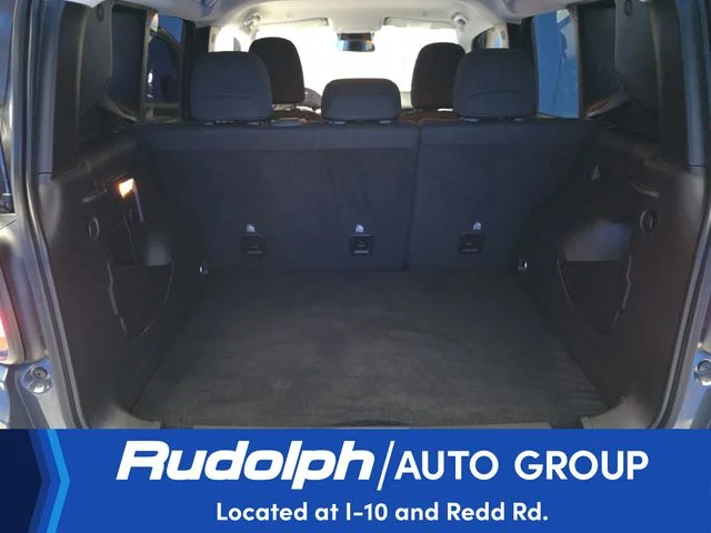 Used 2023 Gray Jeep Latitude image 26