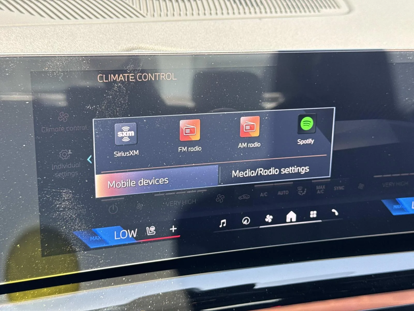 New 2027 Oxide Grey Metallic BMW 530i Sedan image 15