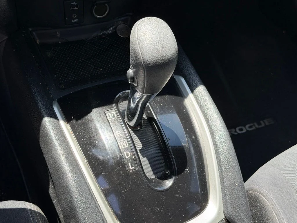 Used 2016 Gray Nissan S image 19