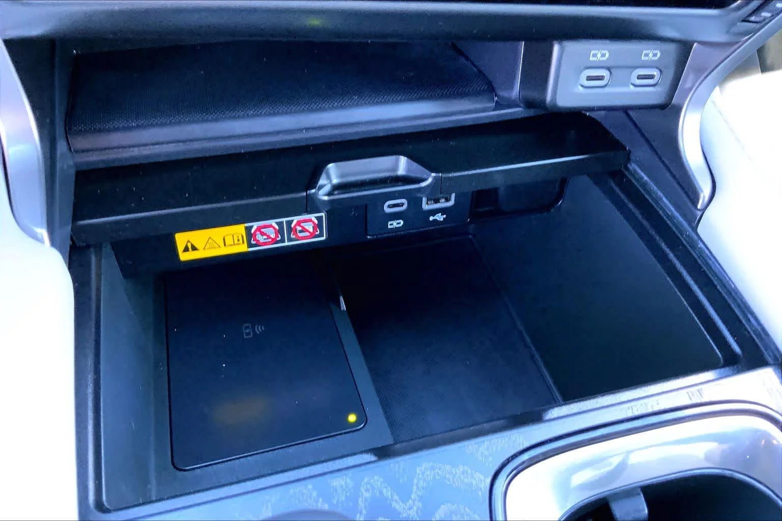 Certified Used 2024 CAVIAR Lexus Premium Plus image 35