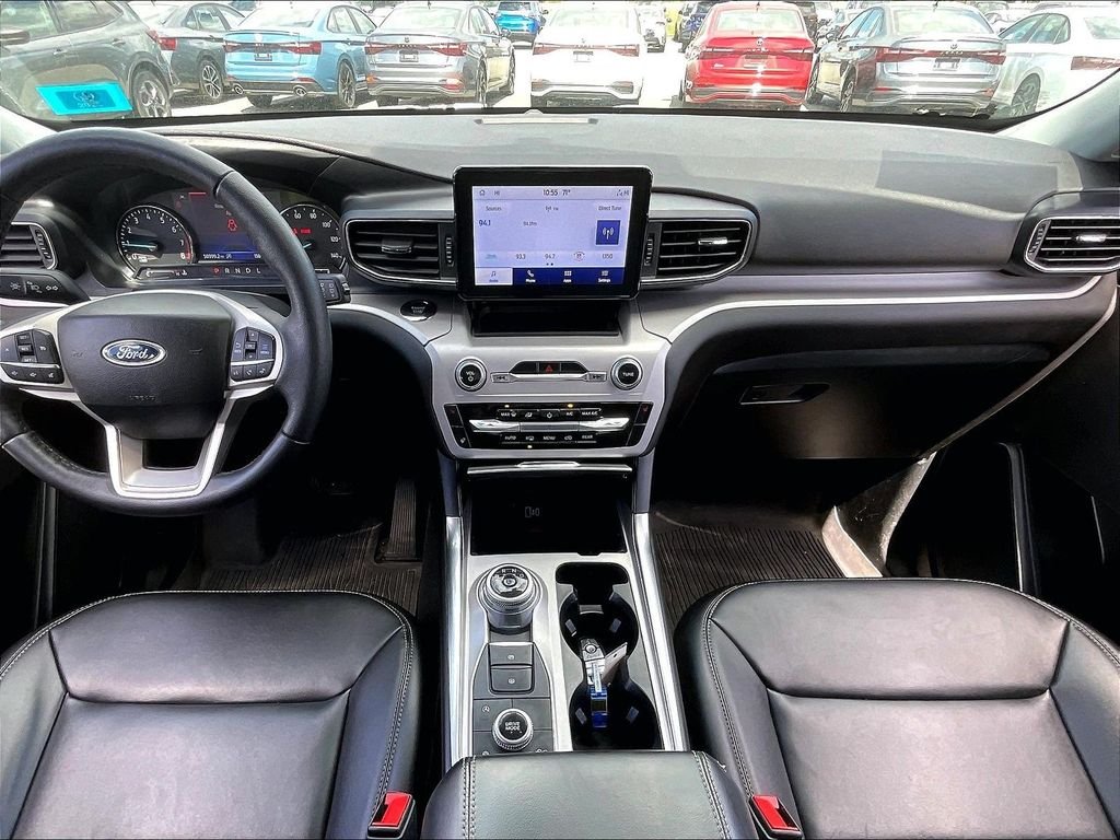 Used 2024 Stone Blue Metallic Ford XLT image 21