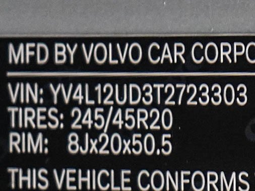 Used 2026 Gray Metallic Volvo B5 Ultra Black Edition image 28