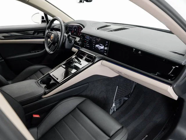 Certified Used 2024  Porsche 4 image 22