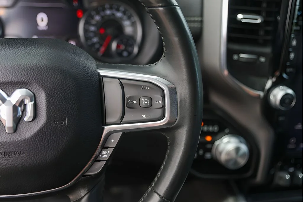 Used 2022 Black Ram Laramie image 16