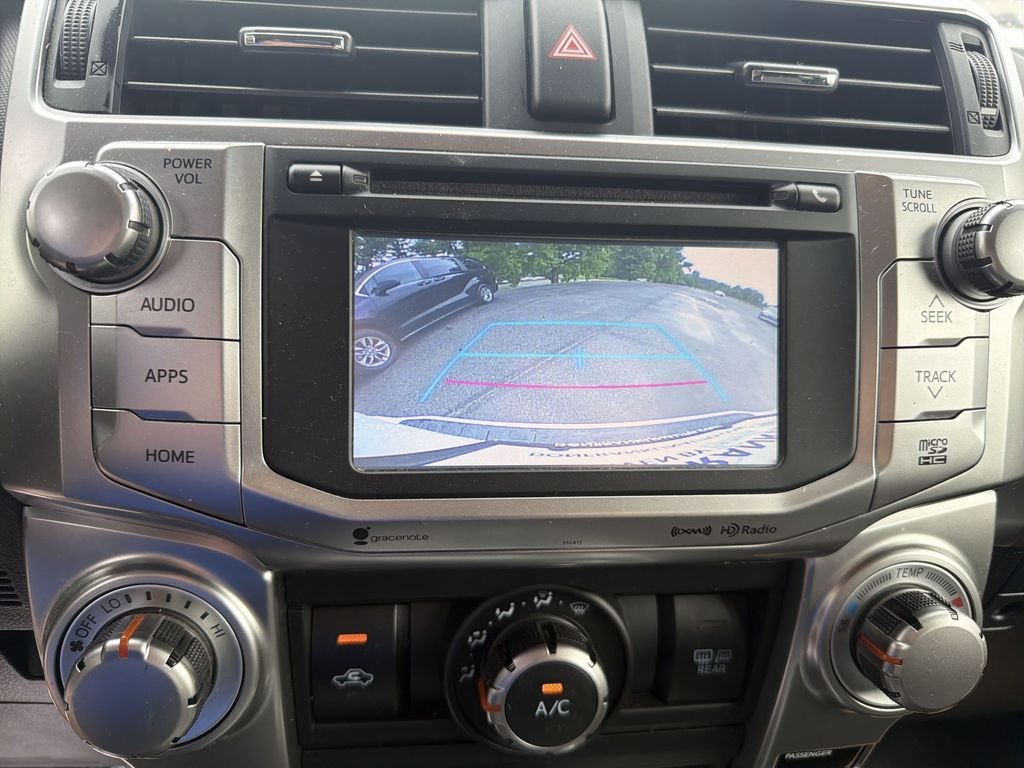 Used 2019 White Toyota SR5 image 17