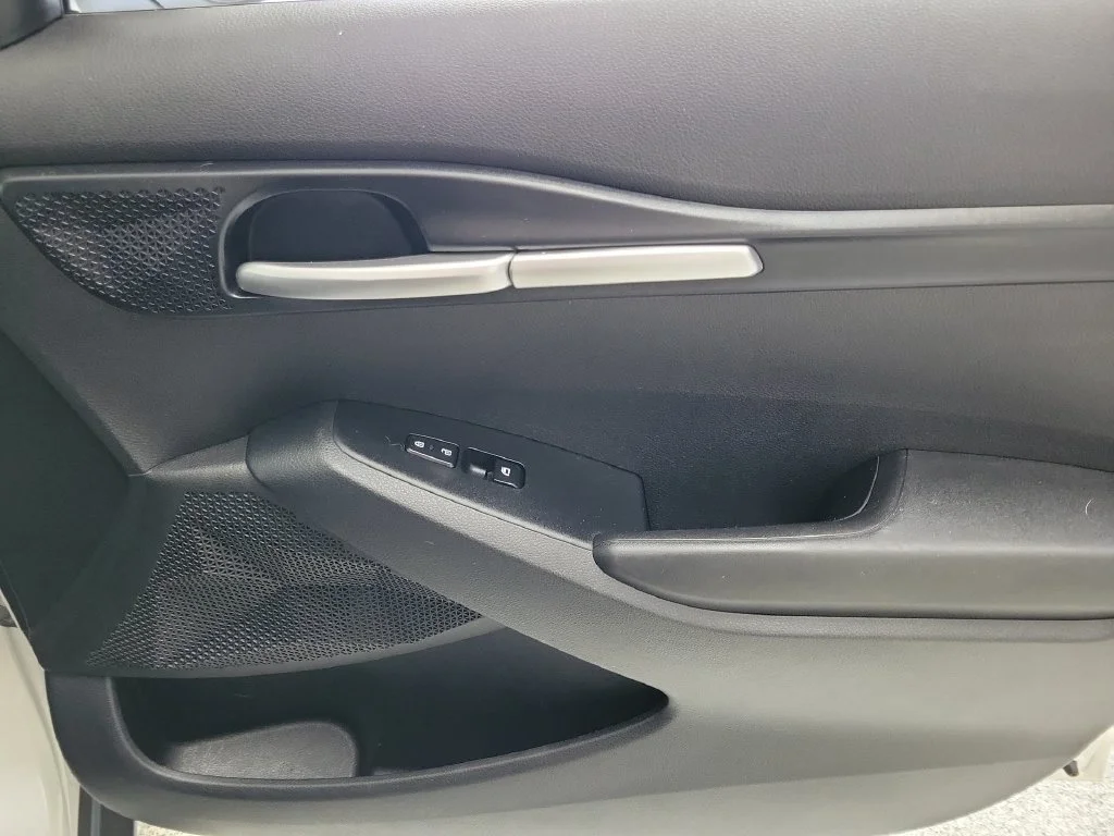 2021 Kia Seltos LX - Photo 23