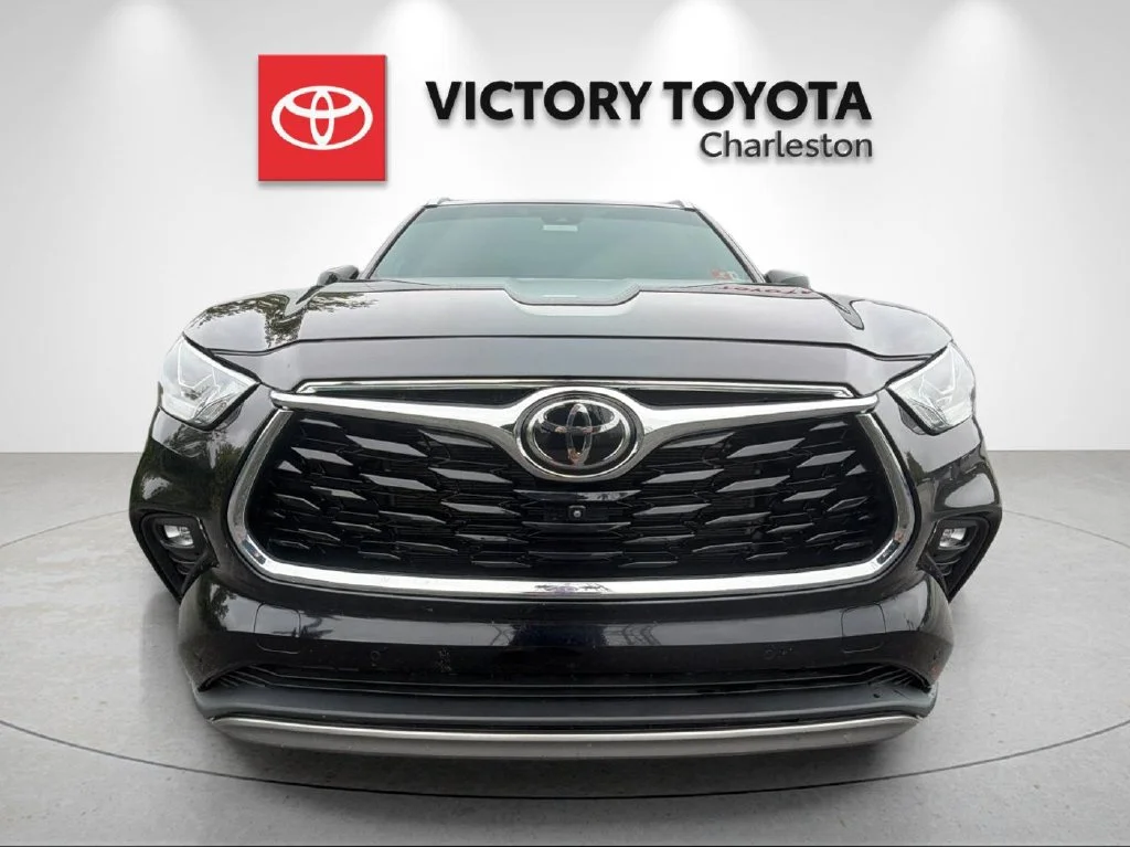 Used 2023 Black Toyota Platinum image 8