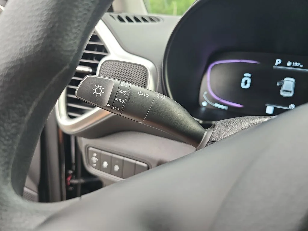 Used 2025 Black Kia LX image 25