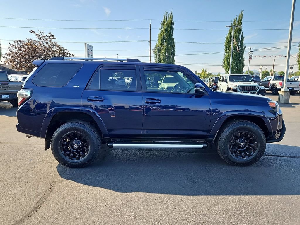 Used 2022 Nautical Blue Metallic Toyota SR5 Premium image 6