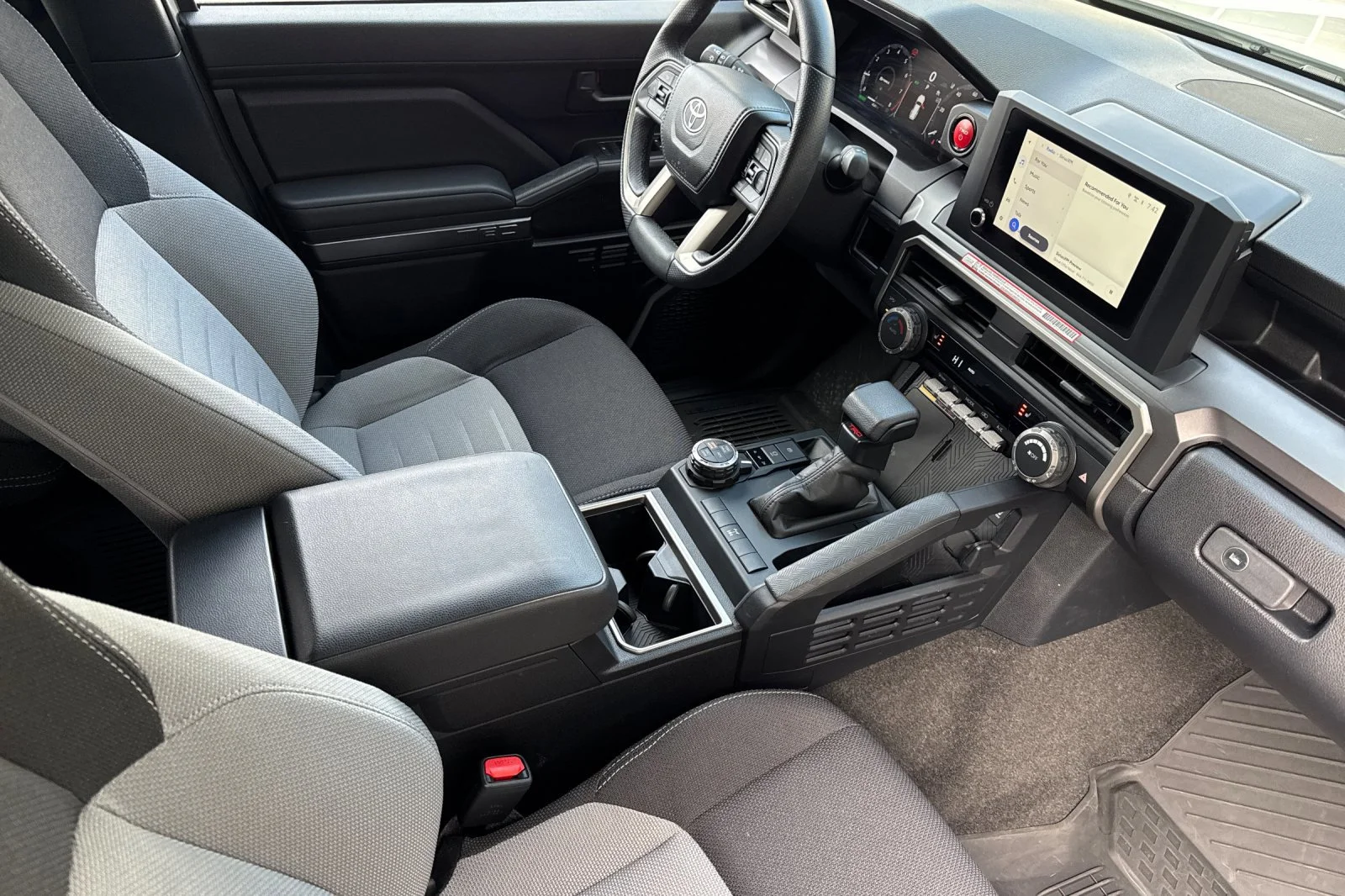 2025 Toyota 4Runner TRD Off-Road - Photo 16