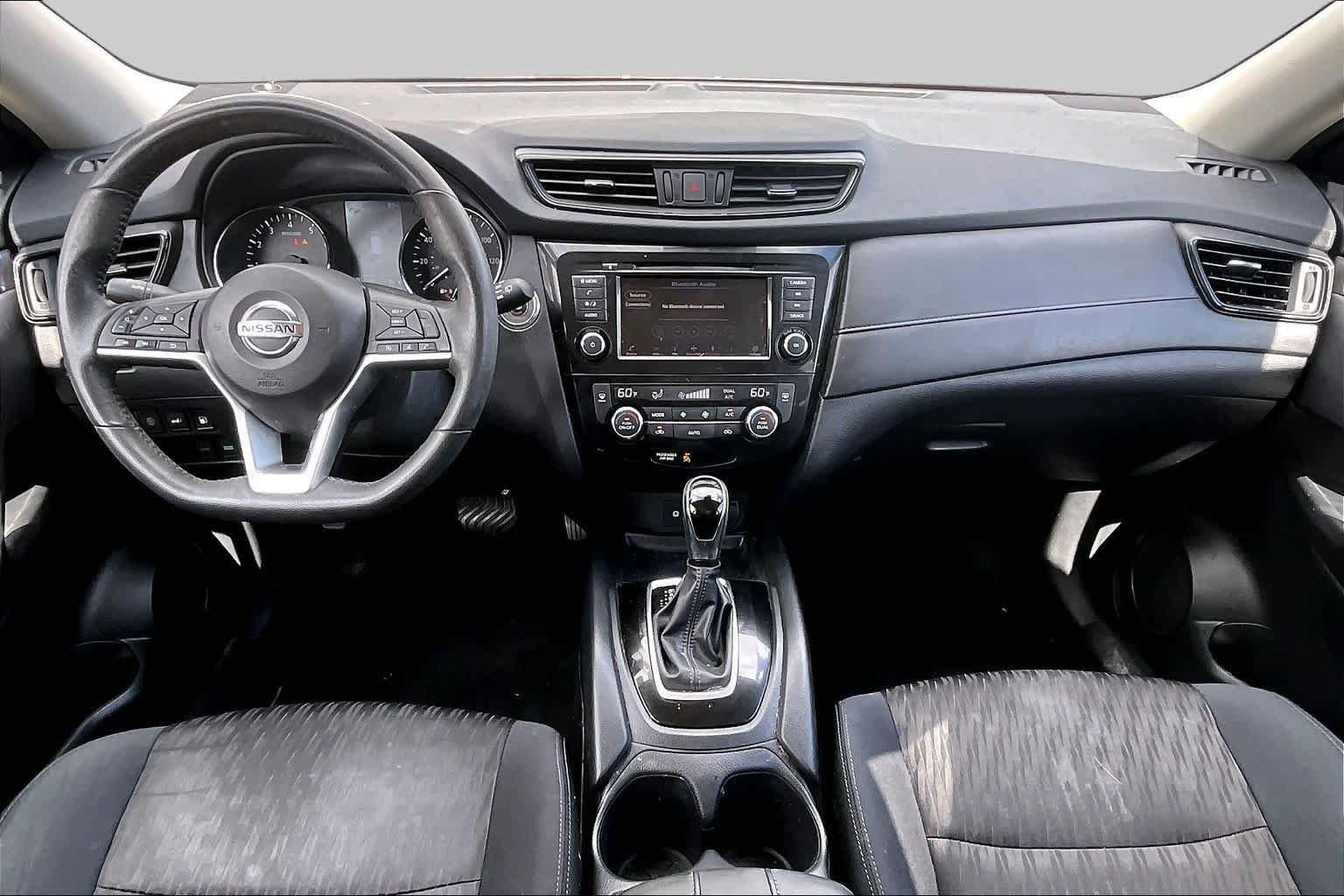 Used 2019 Scarlet Ember Tintcoat Nissan SV image 14