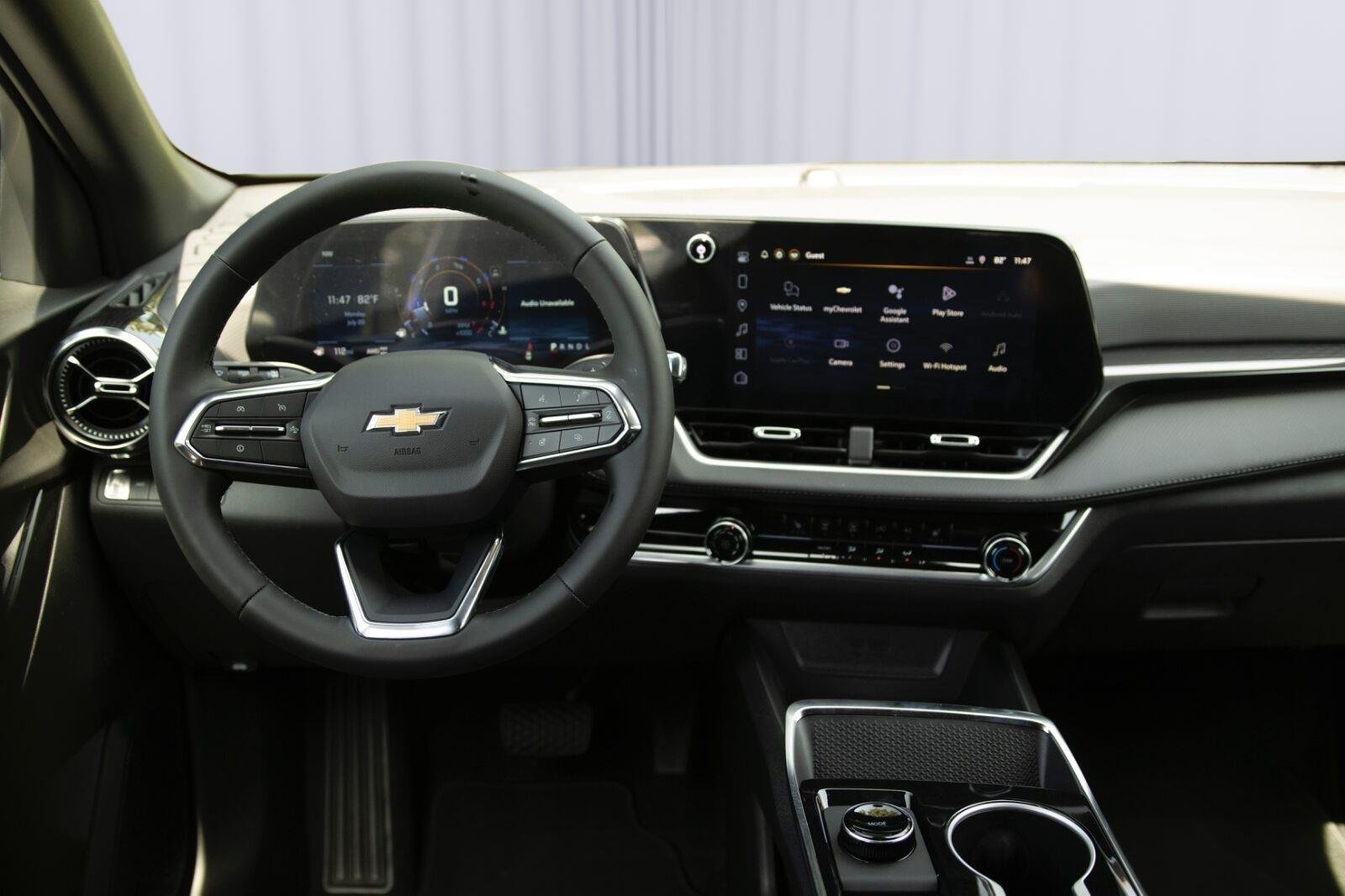 2026 Chevrolet Equinox LT - Photo 12