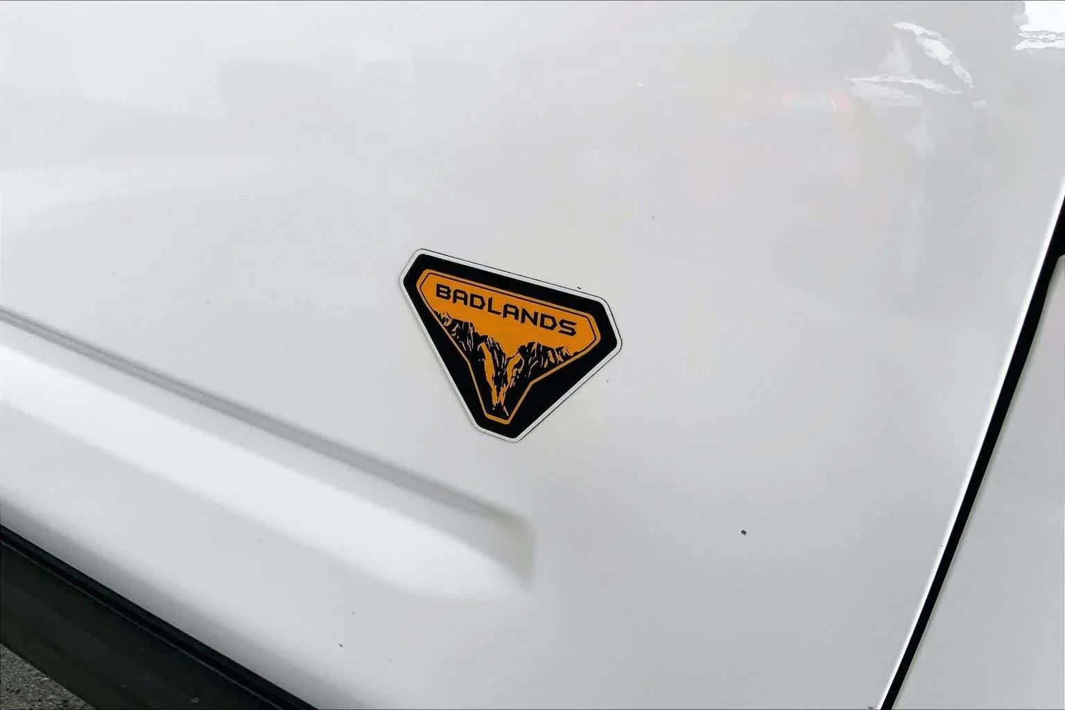 Used 2022 Oxford White Ford Badlands image 10
