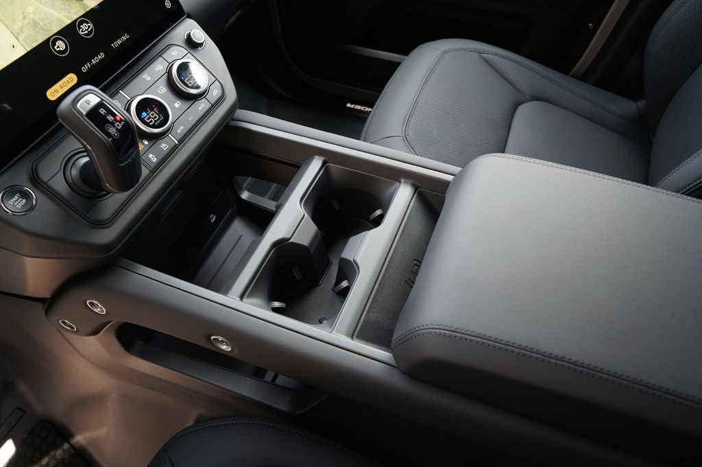 New 2026 Borasco Grey Land Rover X-Dynamic SE image 31