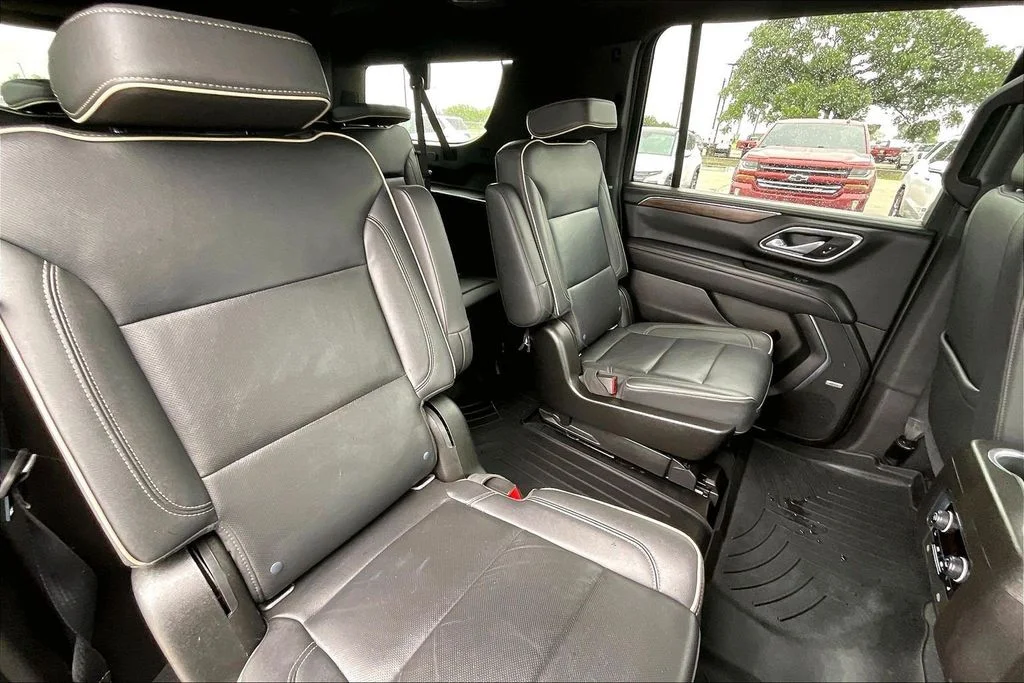 Used 2021 Gray Chevrolet Premier image 21