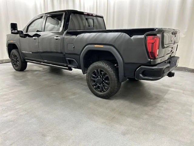 Used 2021 Black GMC Denali image 3