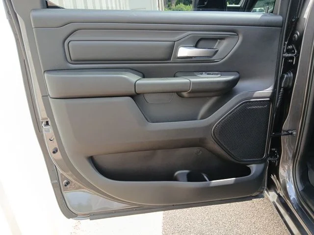 New 2026 Granite Crystal Metallic Clearcoat RAM Warlock image 19