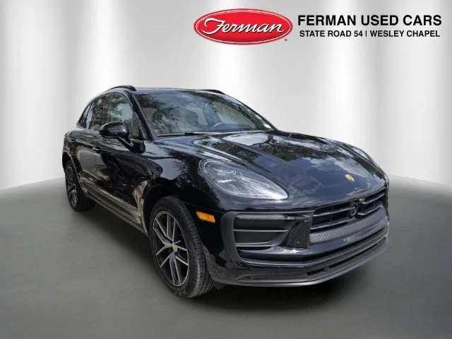 2025 Porsche Macan