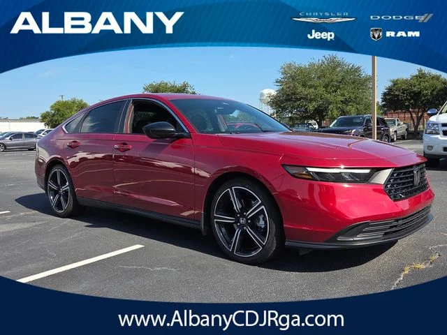 Used 2023  Honda Sport image 1