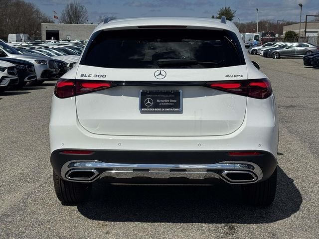 New 2026 Polar White Mercedes-Benz GLC 300 image 9