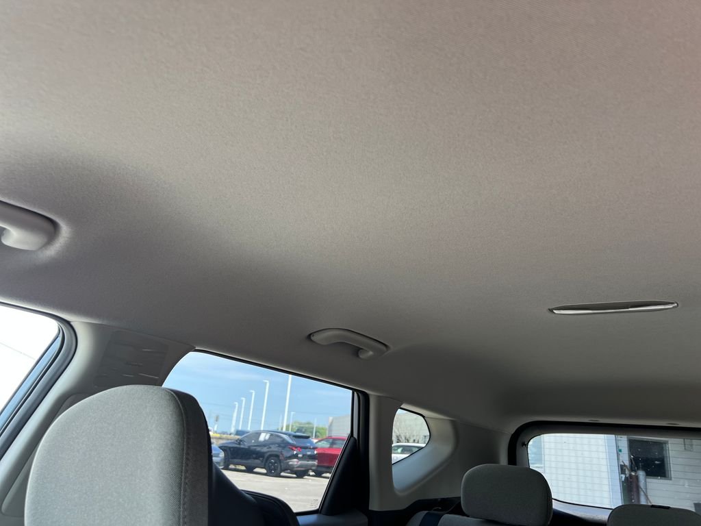 New 2027 Gray Kia S image 24