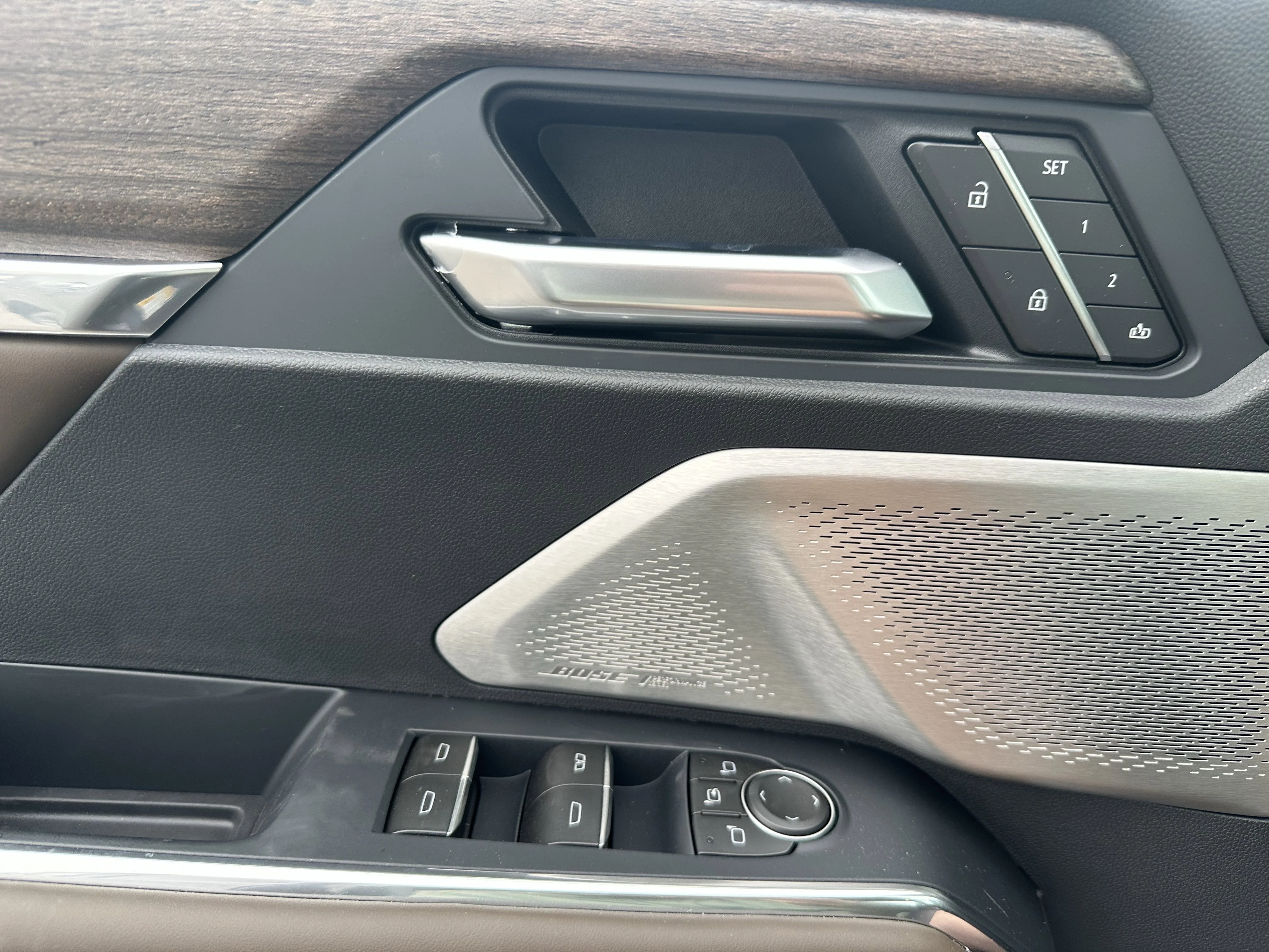 New 2026 Ebony Twilight Metallic GMC Denali Ultimate image 9