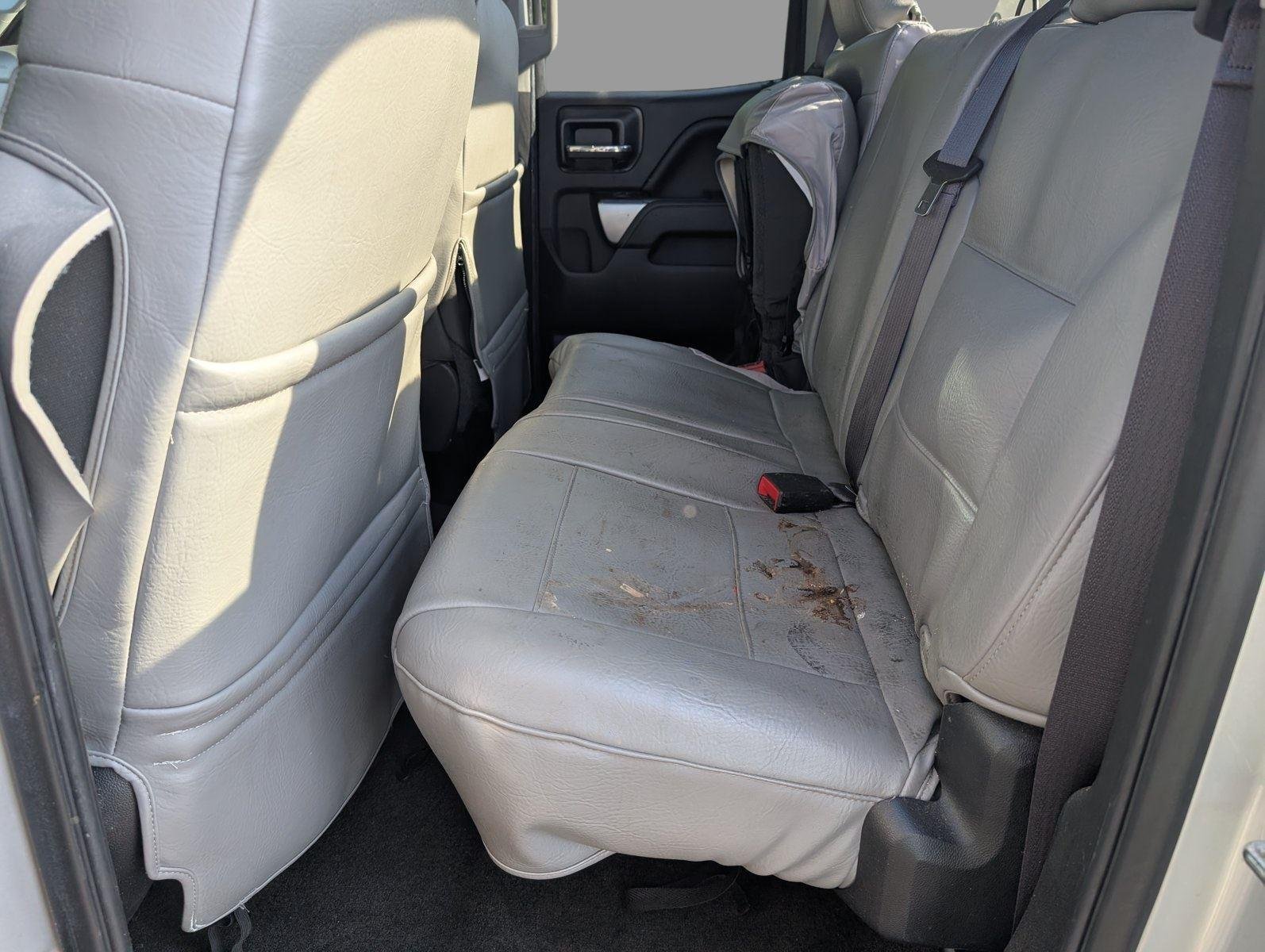 Used 2014 SILVER ICE METALLIC Chevrolet LT image 30