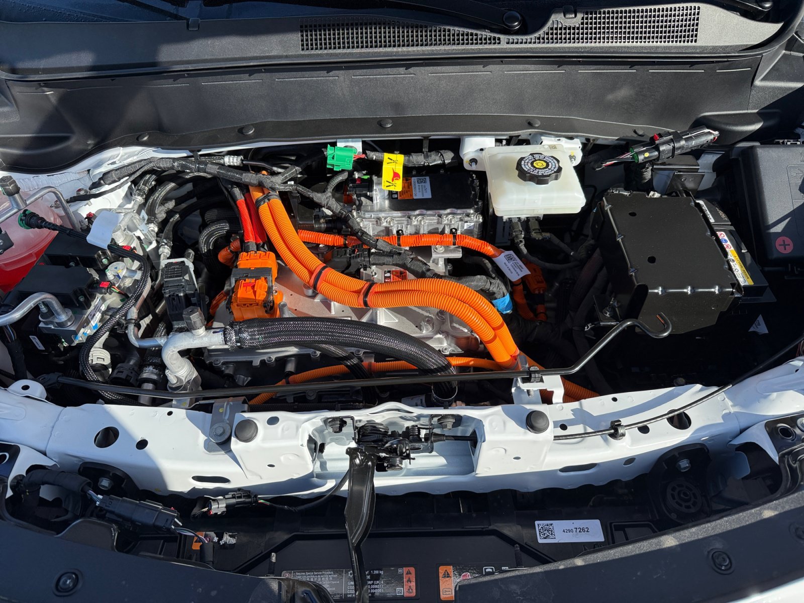 2027 Chevrolet Bolt LT - Photo 20