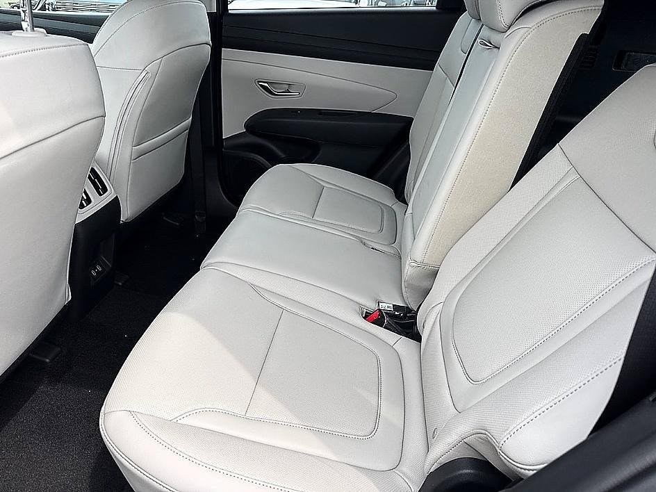 New 2026 Ecotronic Gray Hyundai SEL Plus FWD image 23