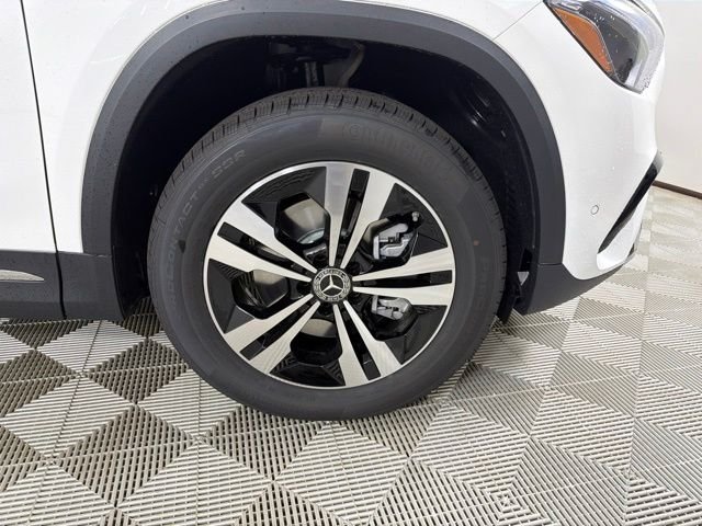 New 2026 Polar White Mercedes-Benz GLA 250 image 9