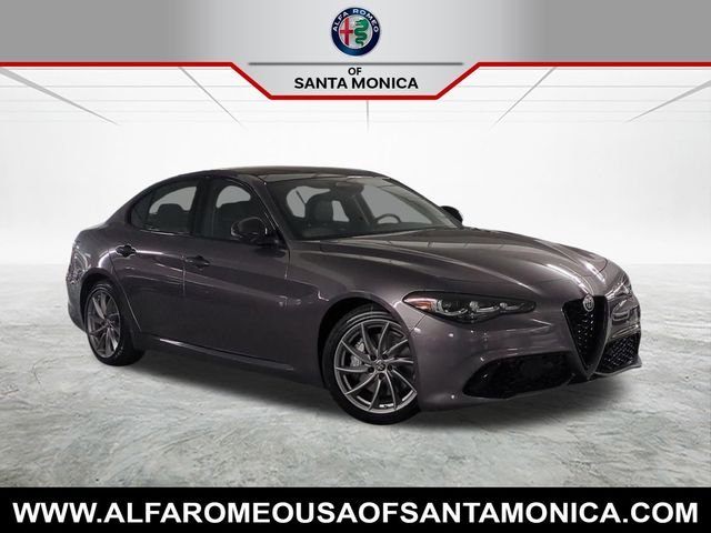 New 2026 Vesuvio Gray Metallic Exterior Paint Alfa Romeo Sprint image 1