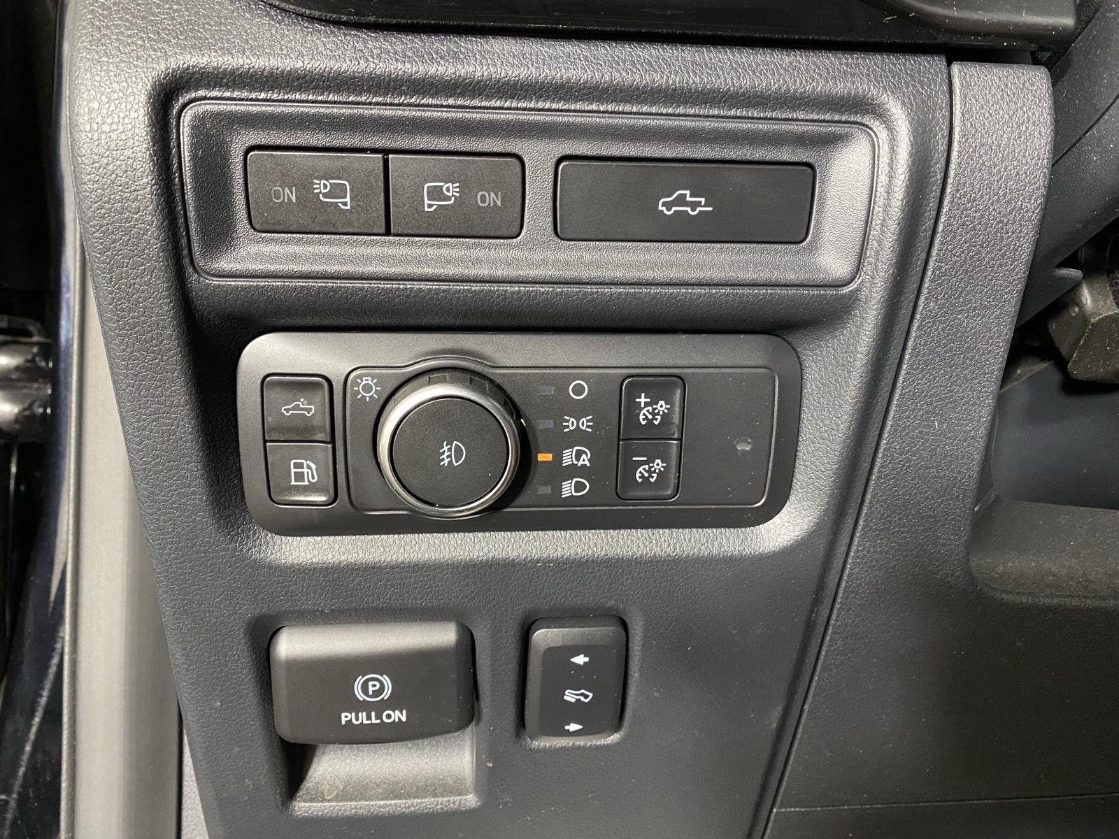 Used 2021 Black Metallic Ford XLT image 14