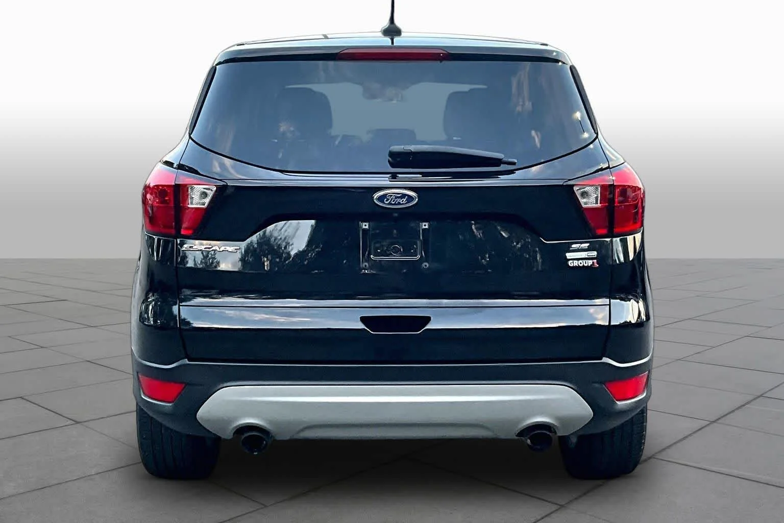 Used 2019 Agate Black Ford SE image 5