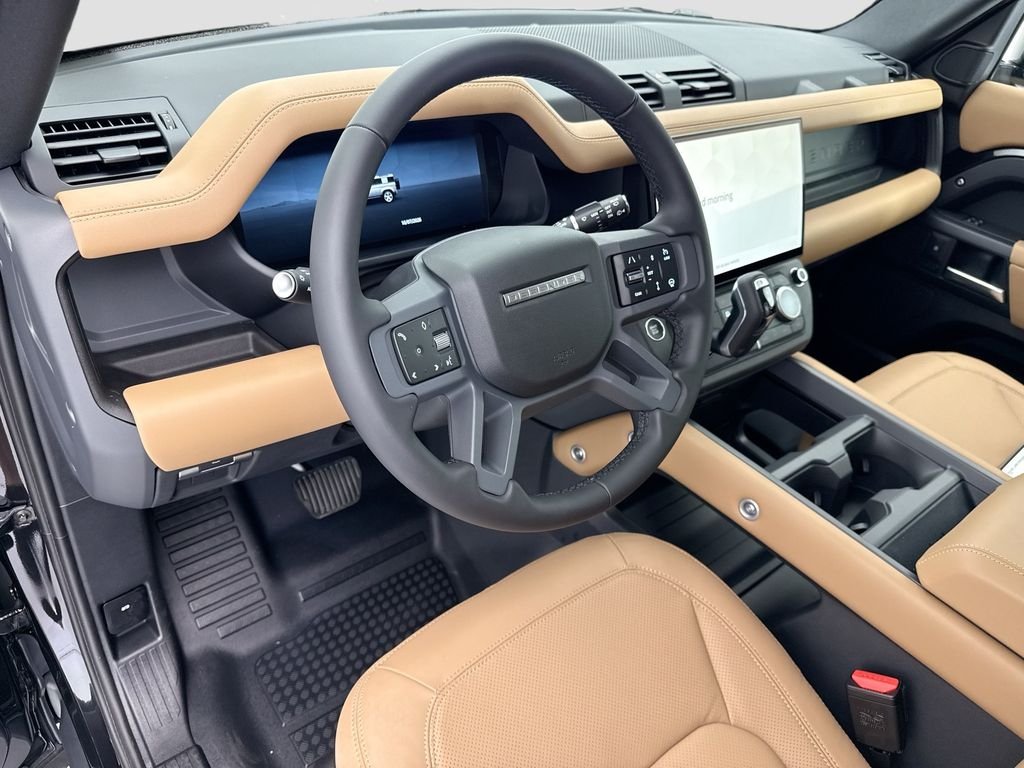 New 2026 Santorini Black Land Rover S image 9