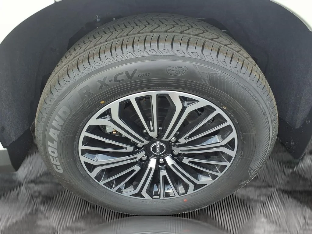 New 2026 Aspen White TriCoat Nissan Platinum image 19