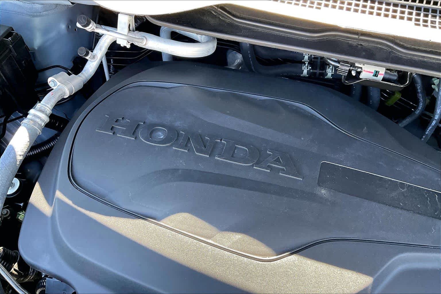 Used 2023 Sonic Gray Pearl Honda Sport image 31