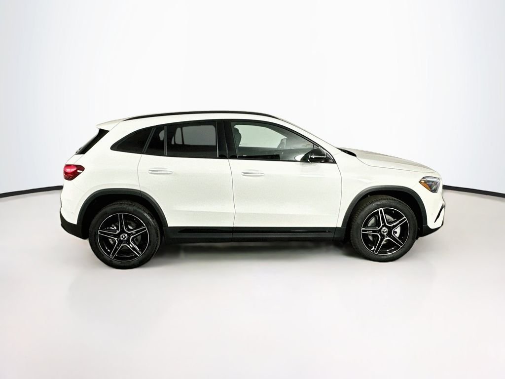 New 2026 Polar White Mercedes-Benz GLA 250 image 8