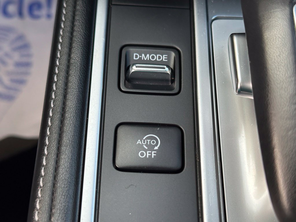 Used 2023 Gray INFINITI PURE image 38