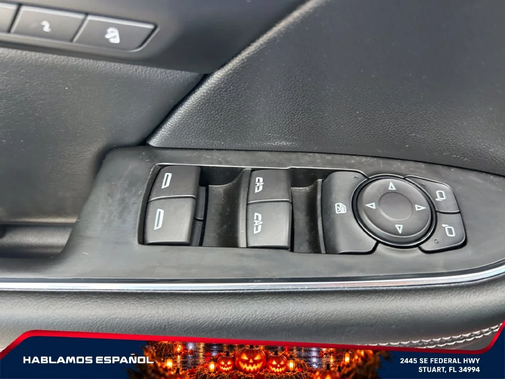 Used 2022 CINNABAR METALLIC Buick Essence image 13