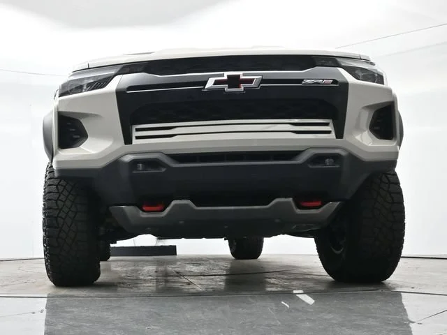 Used 2026 White Sands Chevrolet ZR2 image 23