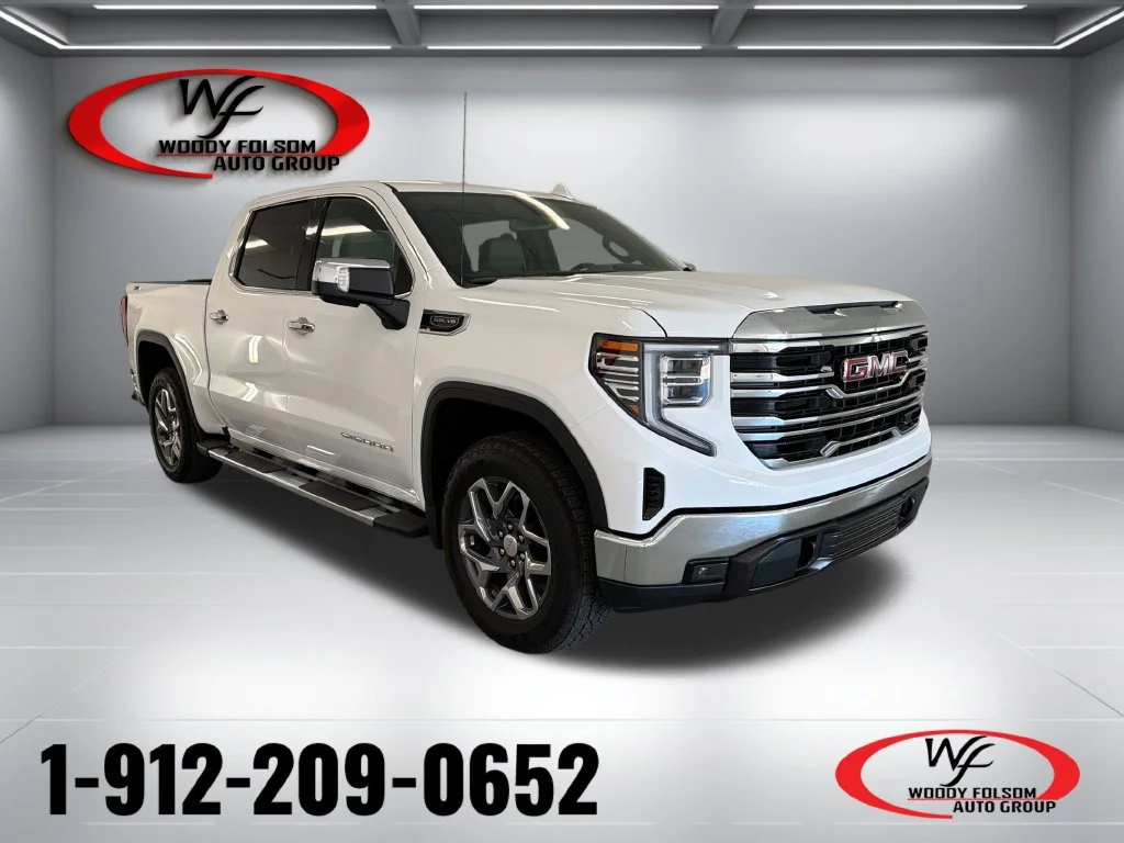 New 2026 Summit White GMC SLT image 1