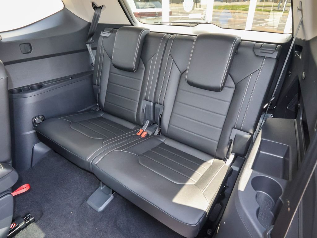 New 2026 White Volkswagen 2.0T SEL image 17