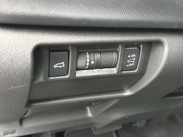 Used 2026  Subaru Limited image 29